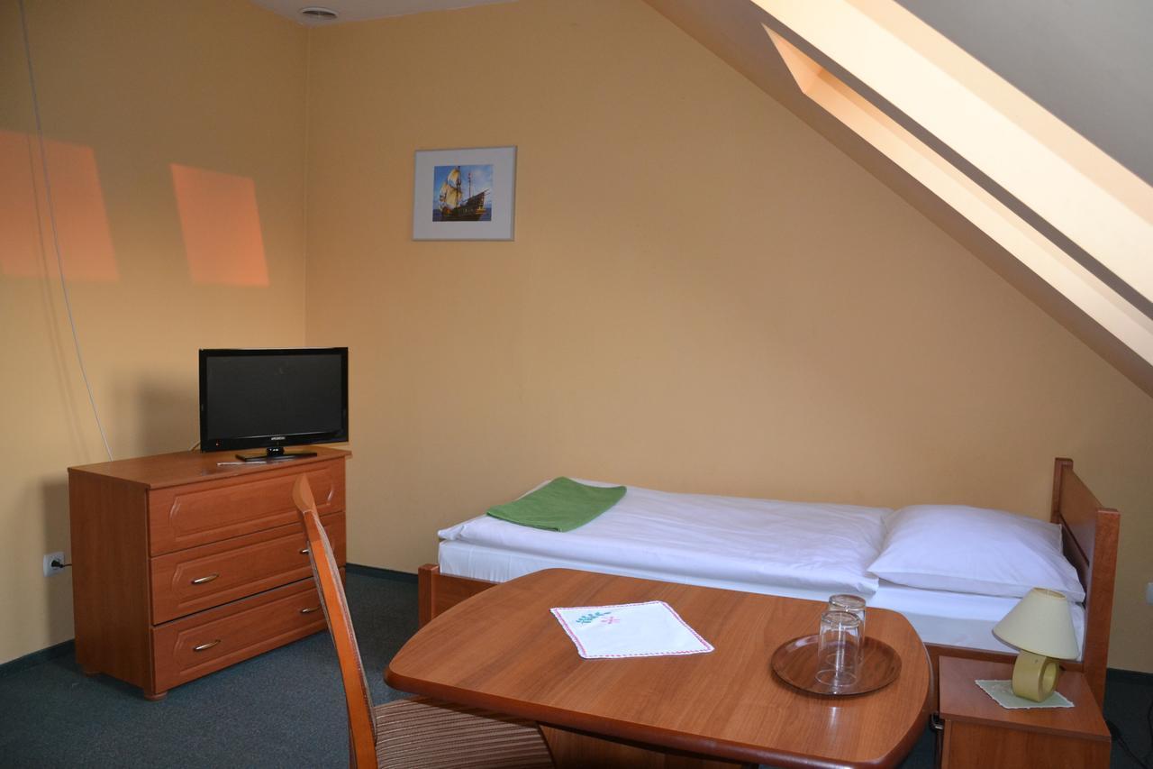 Hotelik Orlik Legnickie Pole Rom bilde