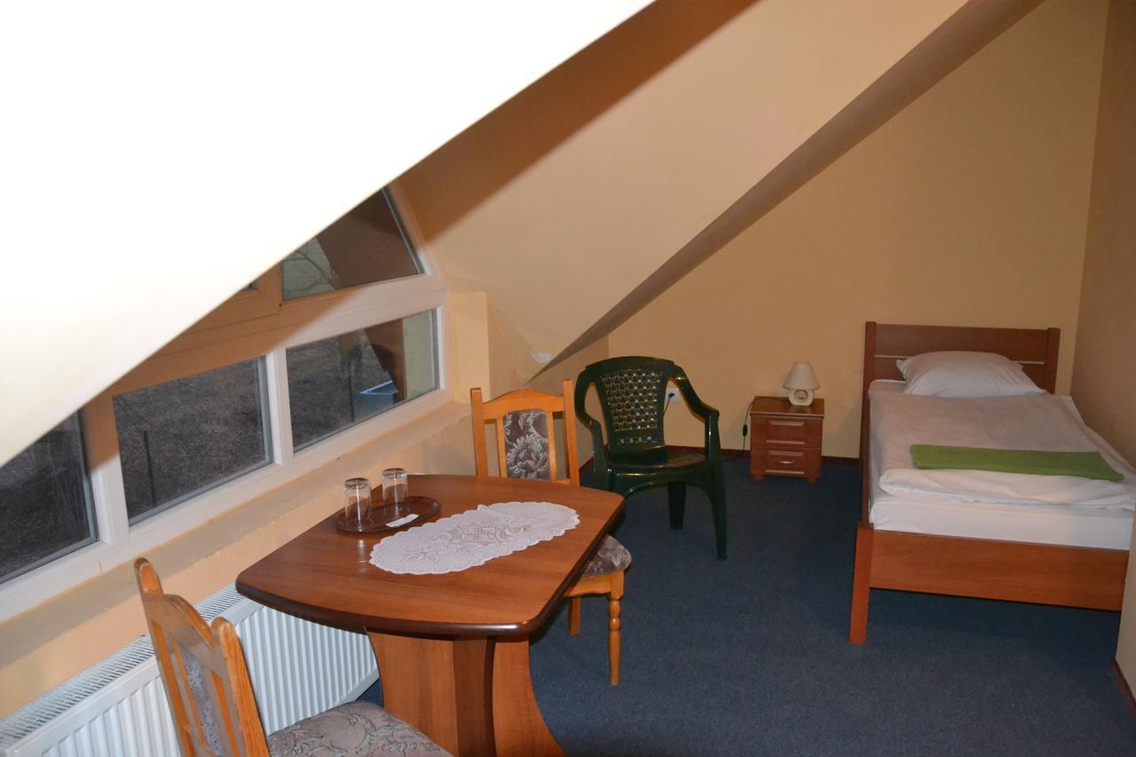 Hotelik Orlik Legnickie Pole Rom bilde