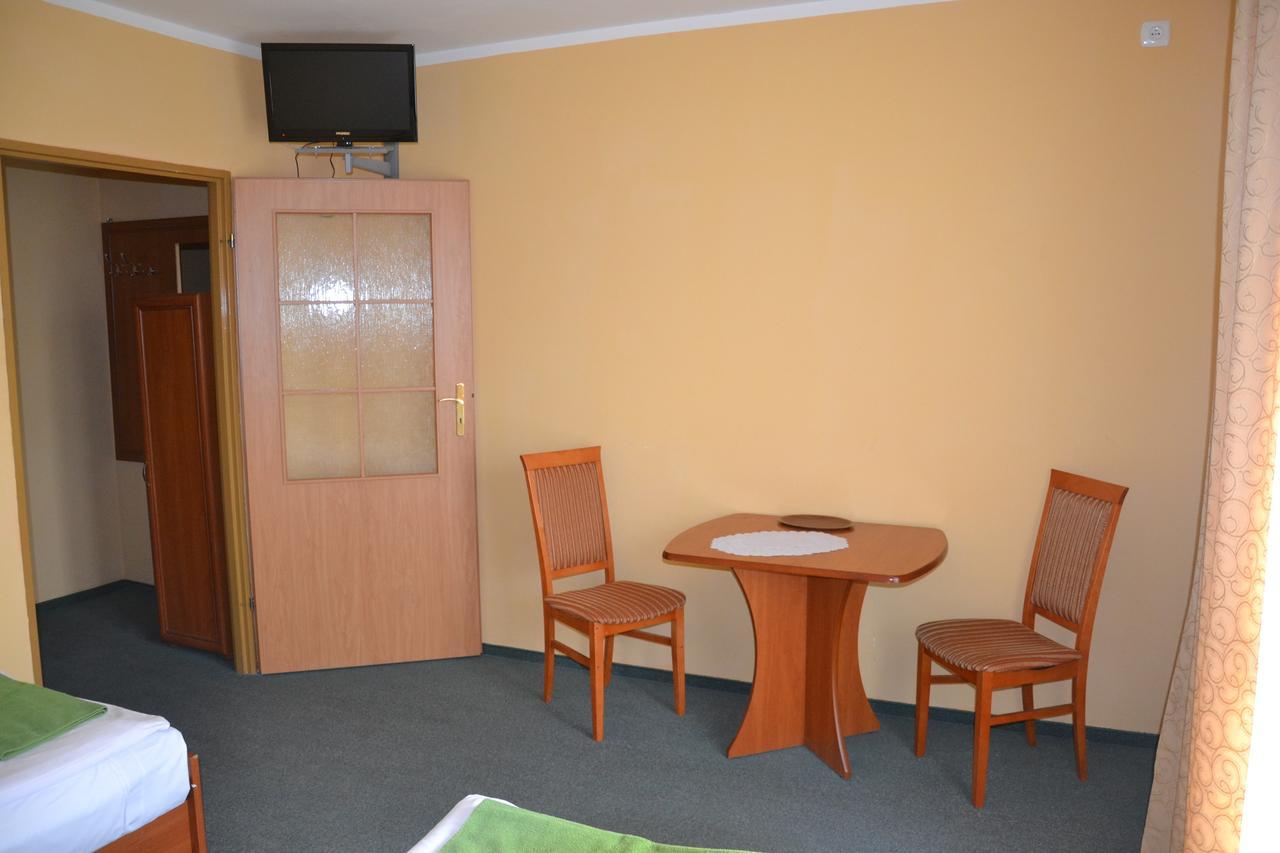 Hotelik Orlik Legnickie Pole Rom bilde