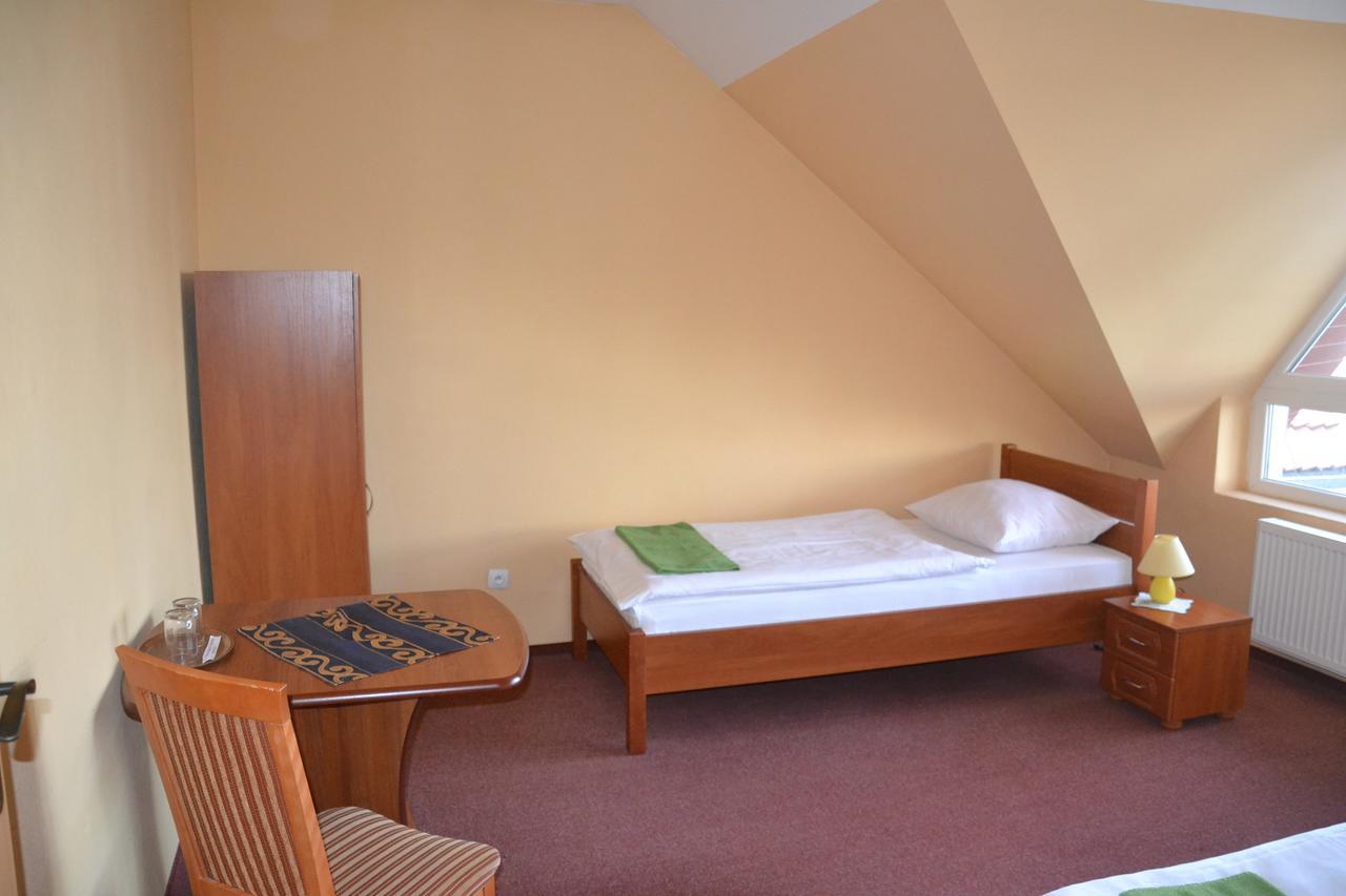 Hotelik Orlik Legnickie Pole Rom bilde