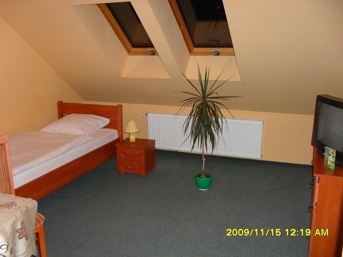 Hotelik Orlik Legnickie Pole Rom bilde