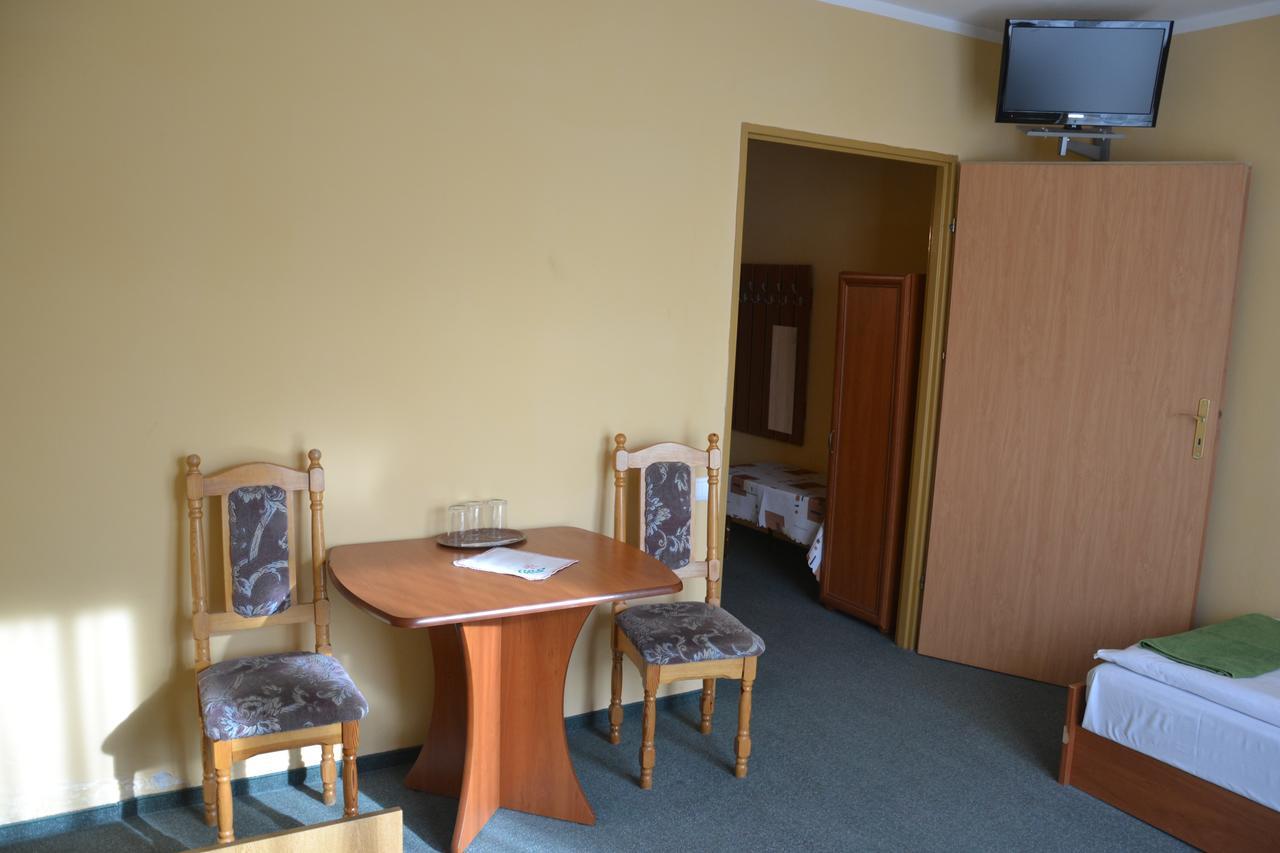 Hotelik Orlik Legnickie Pole Rom bilde